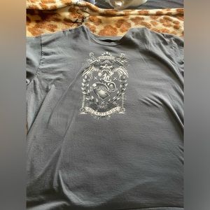 mens skull tee